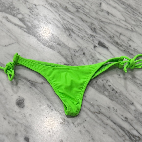 Pakaloha Vibrant Green Bikini Bottom - Picture 1 of 4